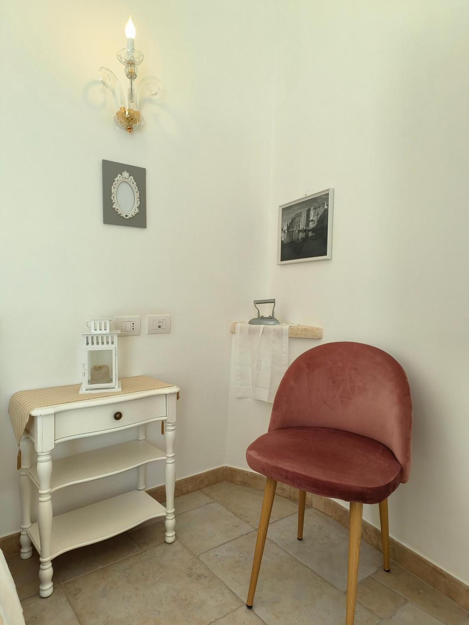 Dimora Palmieri Di Charme Acomodação com café da manhã Monopoli Exterior foto